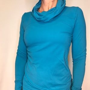 Athleta cowl neck long sleeve